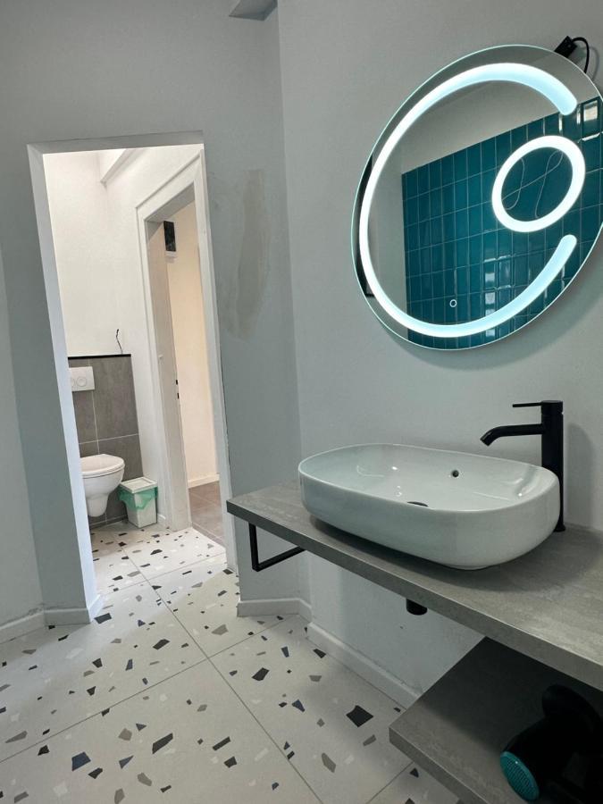 Peaceful Condo For Romantic Getaways Near Black Church - 3Min Walk Braşov Dış mekan fotoğraf