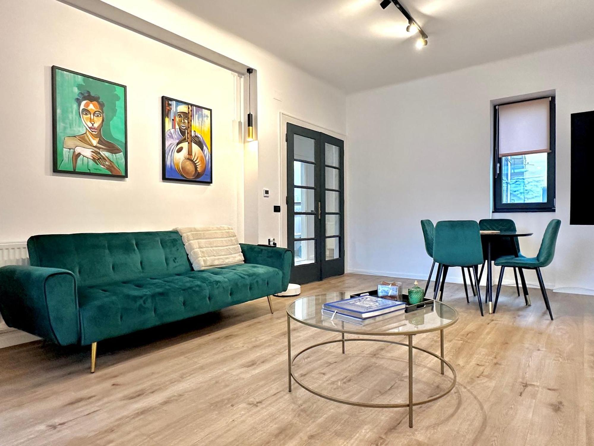 Peaceful Condo For Romantic Getaways Near Black Church - 3Min Walk Braşov Dış mekan fotoğraf