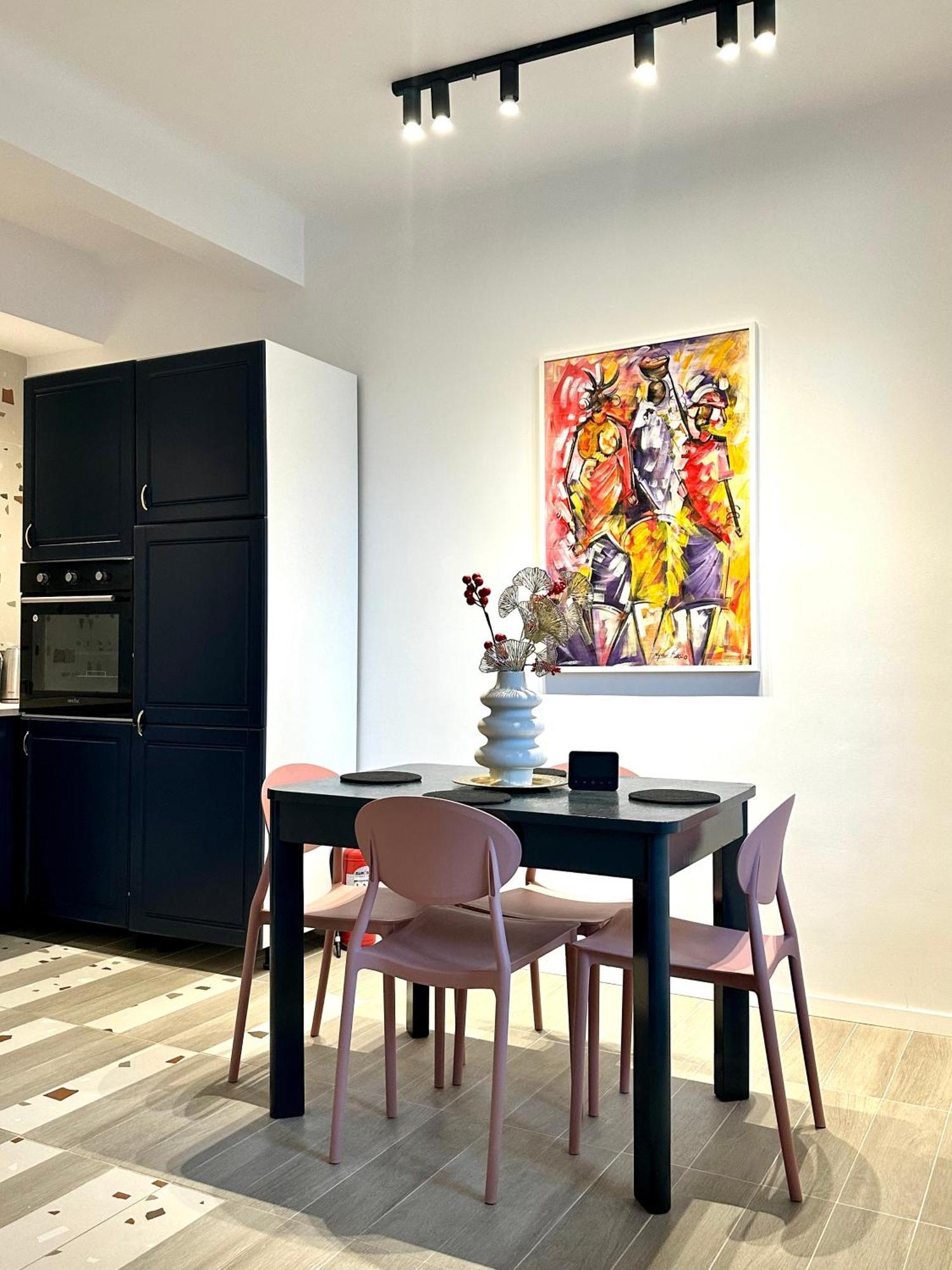 Peaceful Condo For Romantic Getaways Near Black Church - 3Min Walk Braşov Dış mekan fotoğraf